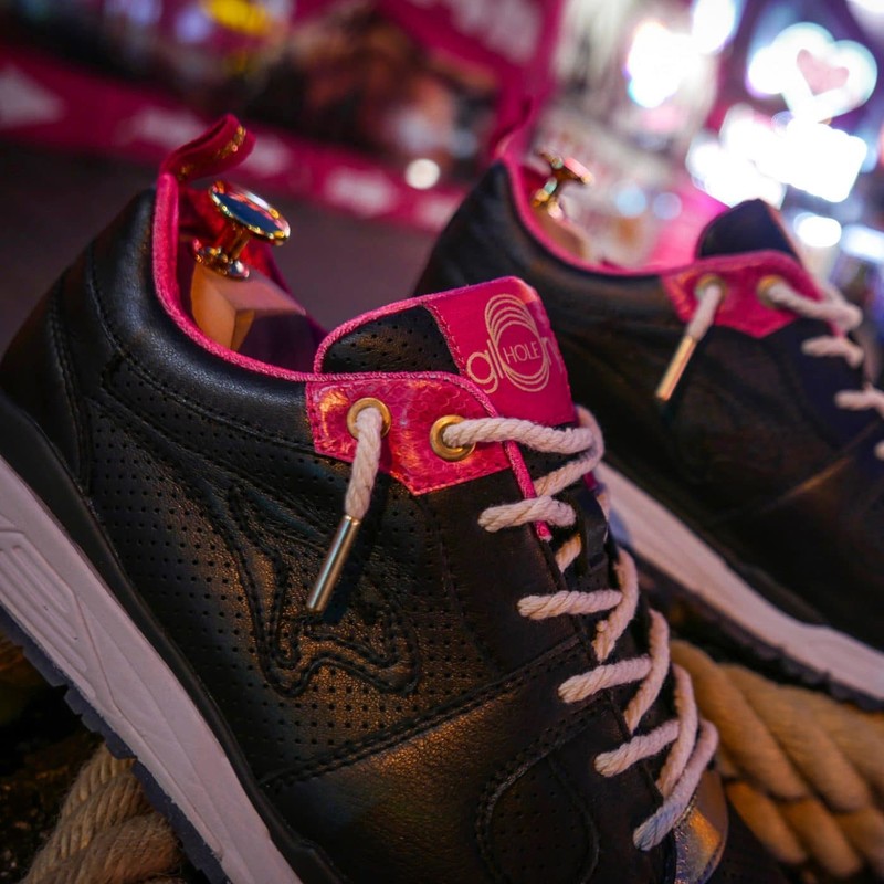 Glory Hole x Kangaroos Ultimate R1 Reeperbahn | 4202X-000-500 |